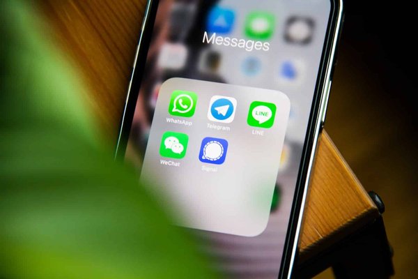 Comment fonctionne l'envoi de SMS par internet ?